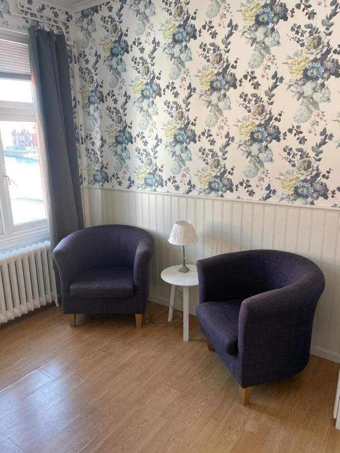 Pensionat Bryggan Smögen Exterior foto